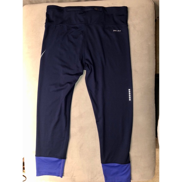 Nike Dri-Fit Leggings - Picture 2 of 2